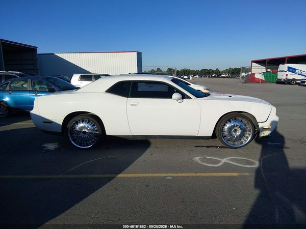 2014 DODGE CHALLENGER SXT — I116