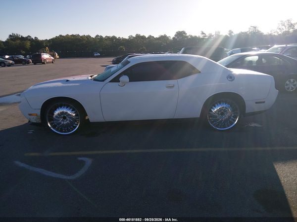 2014 DODGE CHALLENGER SXT — I117