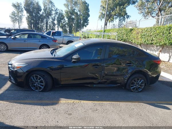 2017 MAZDA MAZDA3 SPORT — I117