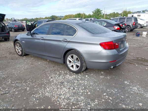 2013 BMW 528I XDRIVE — I3