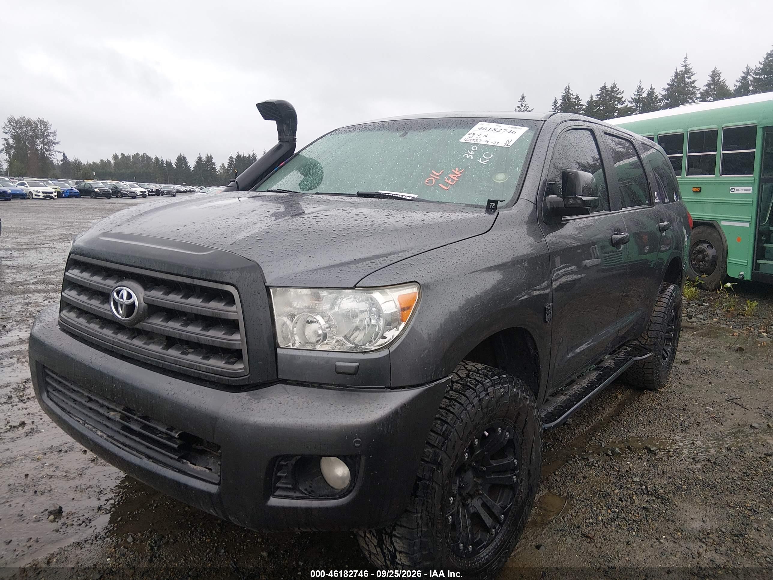 2016 TOYOTA SEQUOIA PLATINUM 5.7L V8 — I2