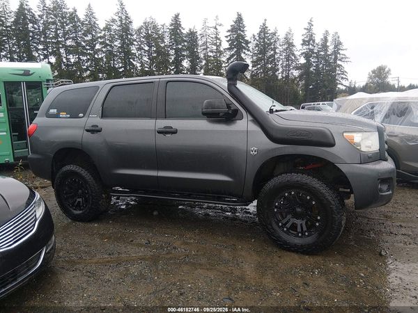 2016 TOYOTA SEQUOIA PLATINUM 5.7L V8 — I116