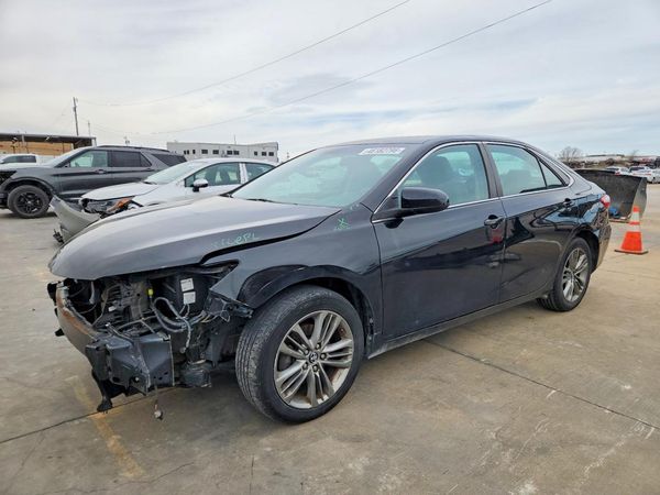 2016 TOYOTA CAMRY — DSFA — Front 3/4