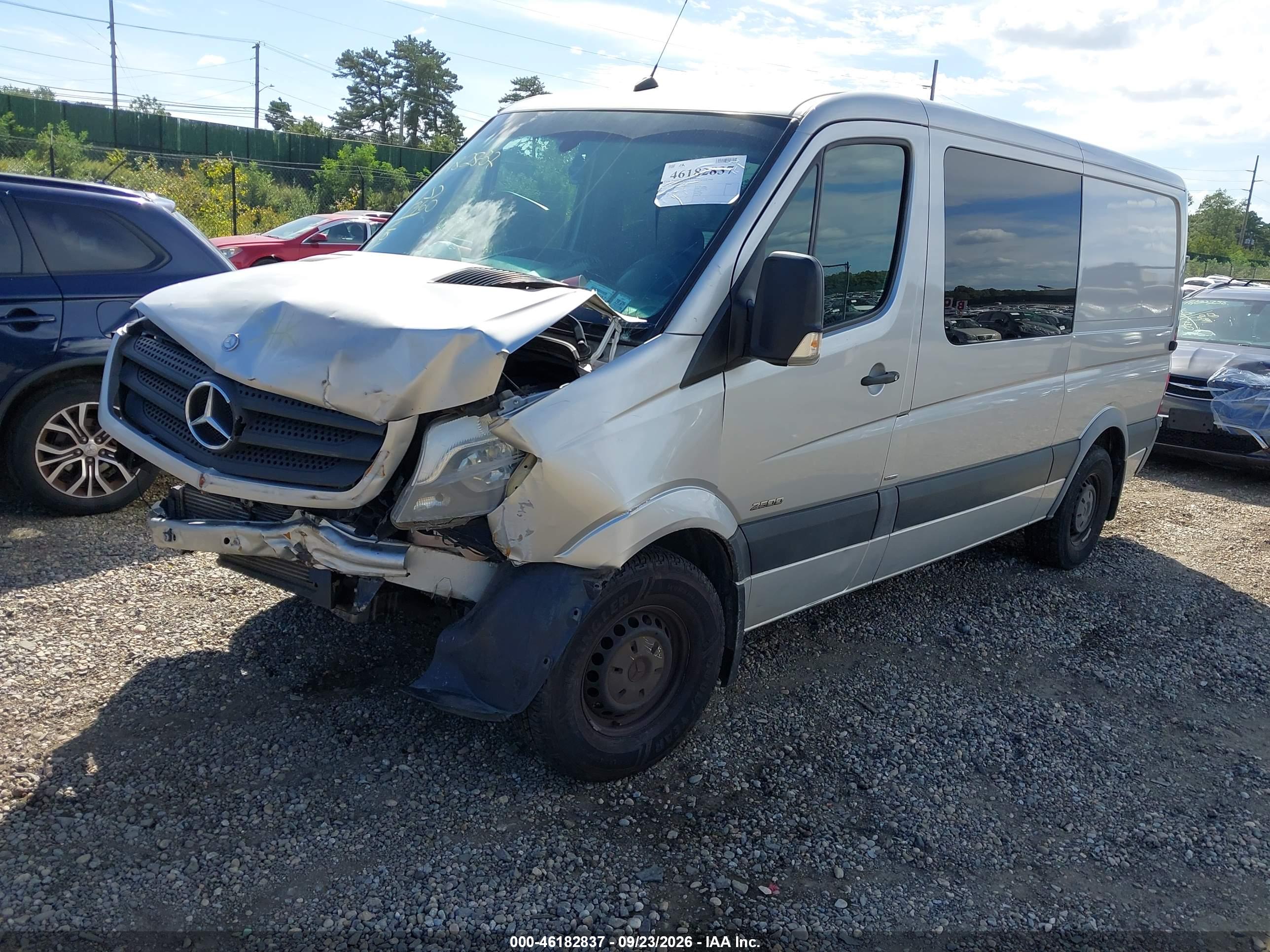 2016 MERCEDES-BENZ SPRINTER 2500 NORMAL ROOF — I2
