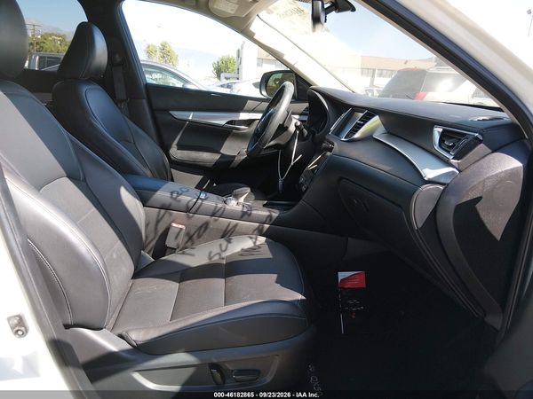 2019 INFINITI QX50 ESSENTIAL — I5