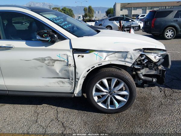 2019 INFINITI QX50 ESSENTIAL — I152