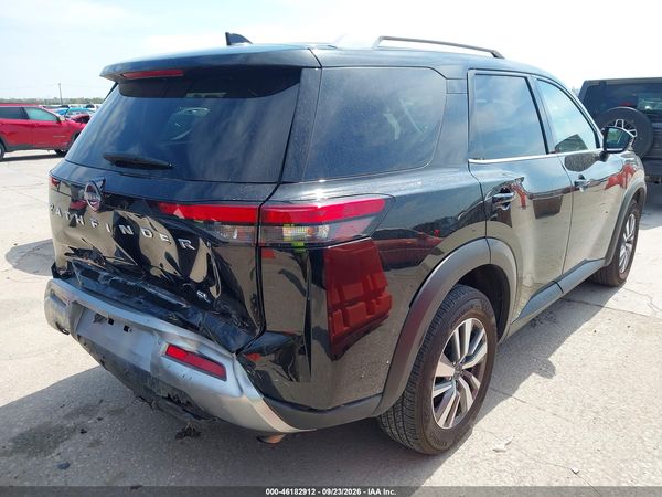 2025 NISSAN PATHFINDER SL FWD — I4