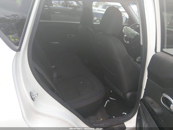 2016 KIA SOUL + — I8