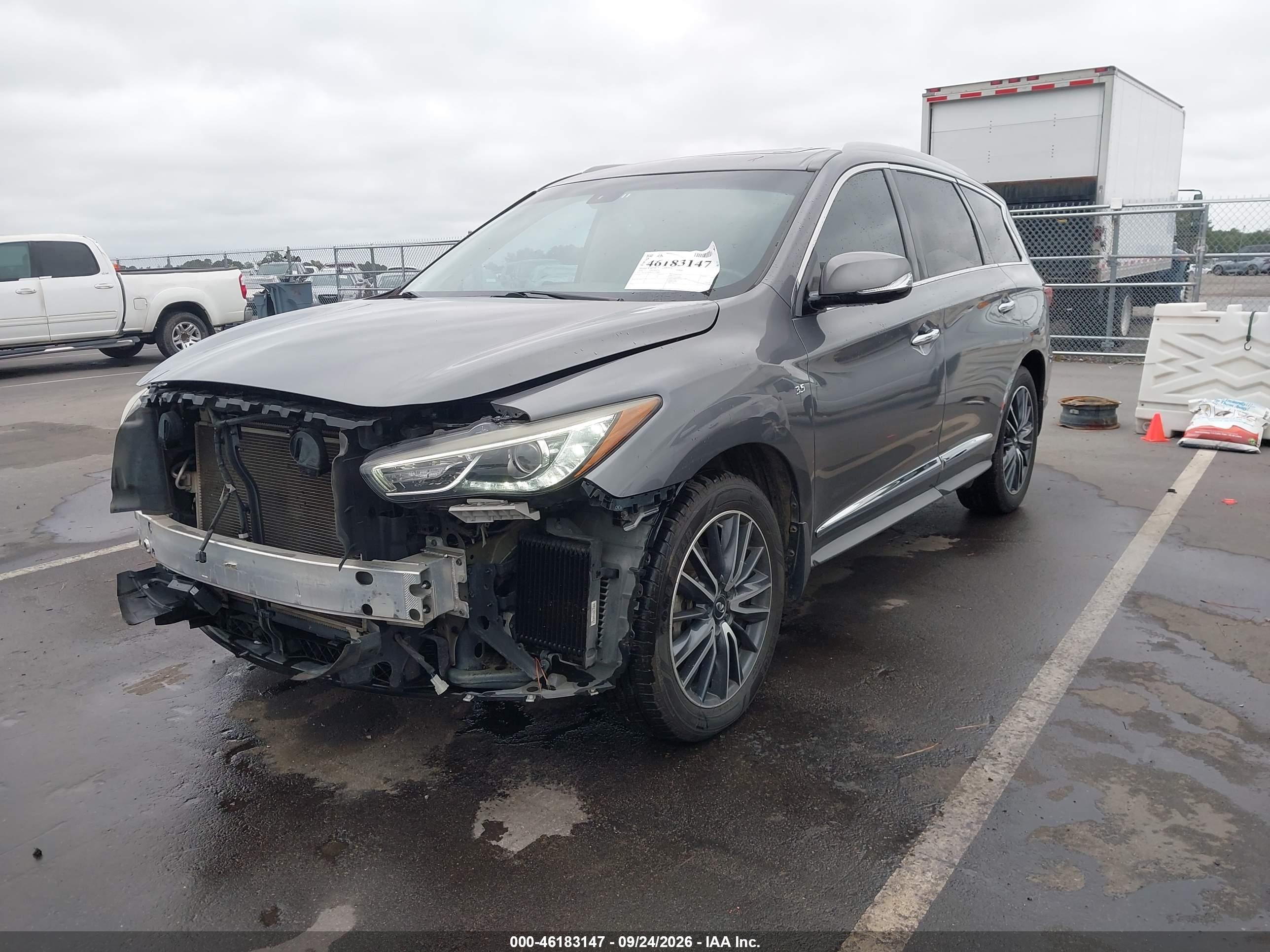 2016 INFINITI QX60 — I2