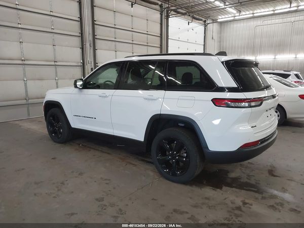 2023 JEEP GRAND CHEROKEE LIMITED 4X4 — I3