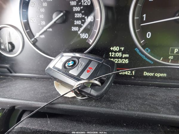 2014 BMW 528I XDRIVE — I11