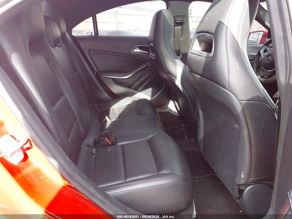 2014 MERCEDES-BENZ CLA 250 4MATIC — I8