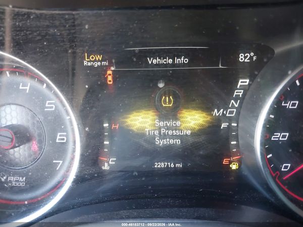 2016 DODGE CHARGER SXT — I118