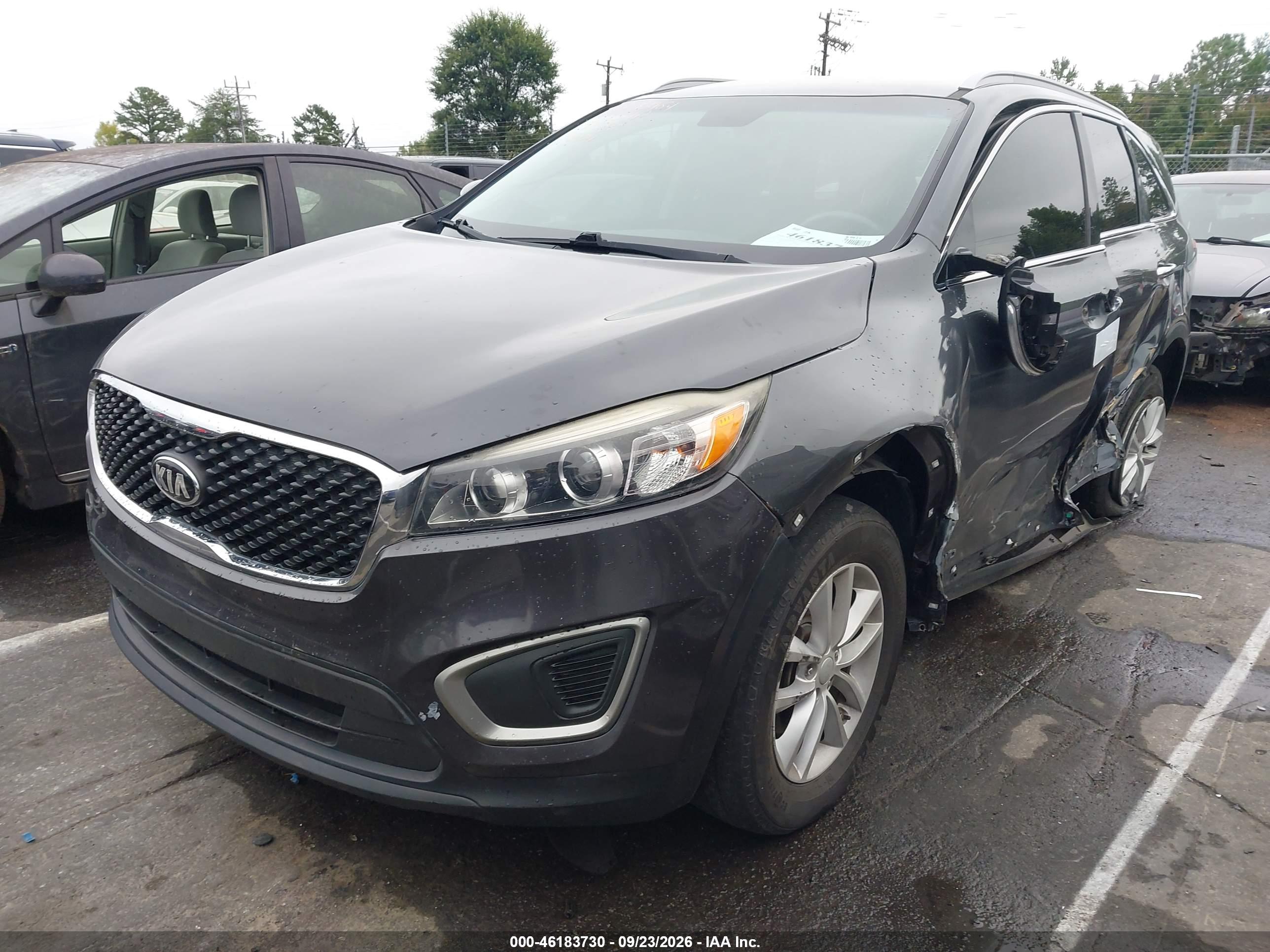 2017 KIA SORENTO 2.4L LX — I2