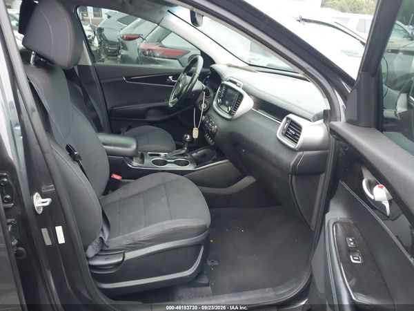 2017 KIA SORENTO 2.4L LX — I5