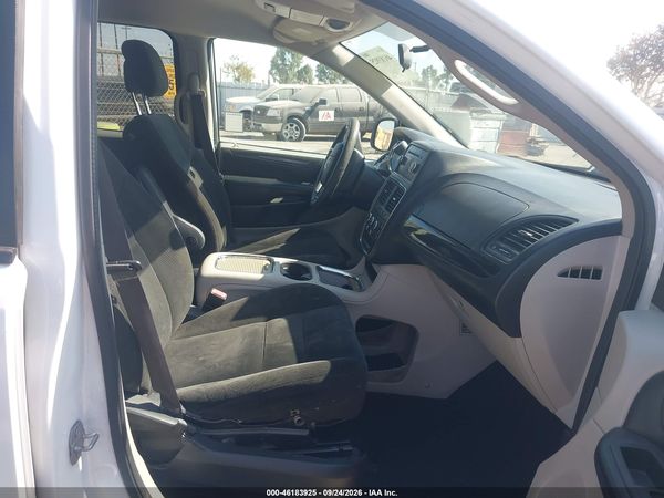 2016 DODGE GRAND CARAVAN SXT — I5