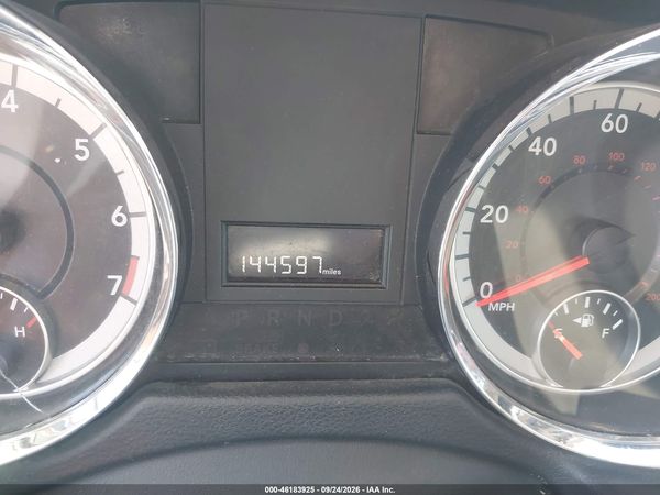 2016 DODGE GRAND CARAVAN SXT — I7