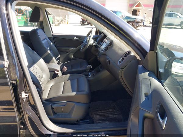 2017 VOLKSWAGEN TIGUAN 2.0T/2.0T S — I5