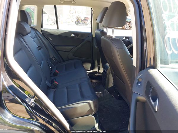 2017 VOLKSWAGEN TIGUAN 2.0T/2.0T S — I8