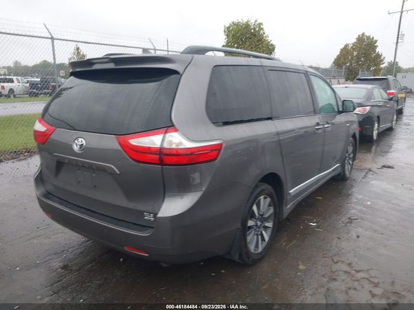 2018 TOYOTA SIENNA XLE PREMIUM 7 PASSENGER — I4