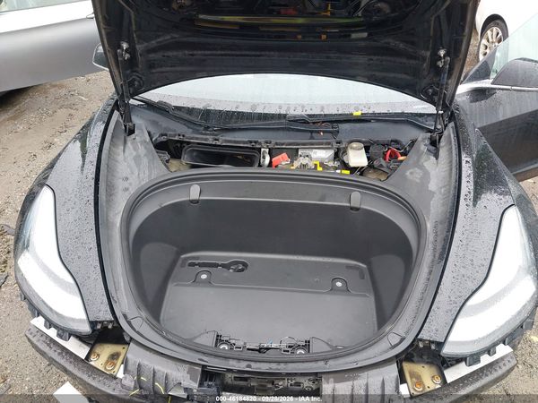 2019 TESLA MODEL 3 LONG RANGE/PERFORMANCE — I10