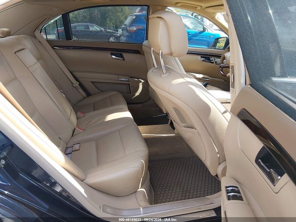 2012 MERCEDES-BENZ S 550 4MATIC — I8