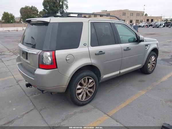 2012 LAND ROVER LR2 HSE — I4