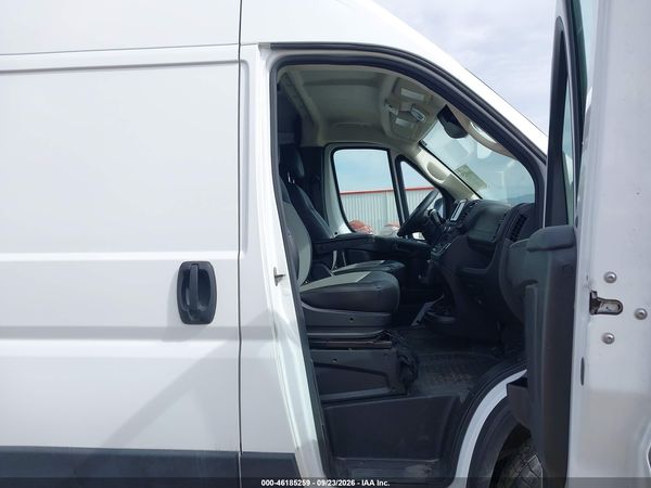 2025 RAM PROMASTER 2500 — I5