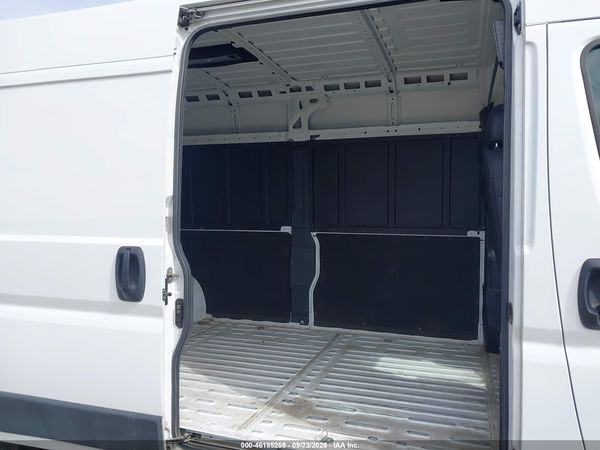 2025 RAM PROMASTER 2500 — I8
