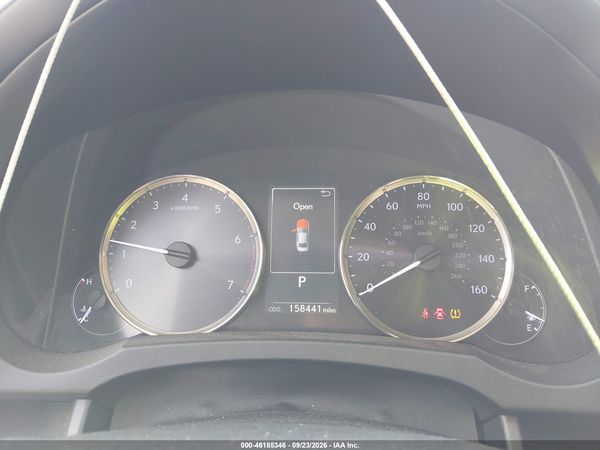 2017 LEXUS IS 200T — I7