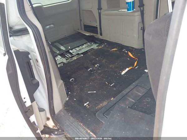 2013 DODGE GRAND CARAVAN SE — I8