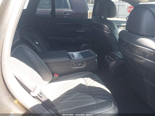 2024 GENESIS G90 3.5T E-SC AWD — I8