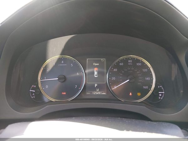 2019 LEXUS IS 300 — I7