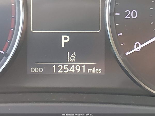 2019 LEXUS IS 300 — I118