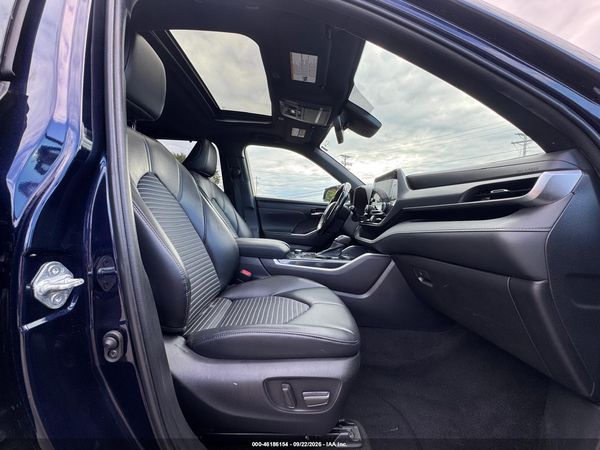 2023 TOYOTA HIGHLANDER XSE — I5