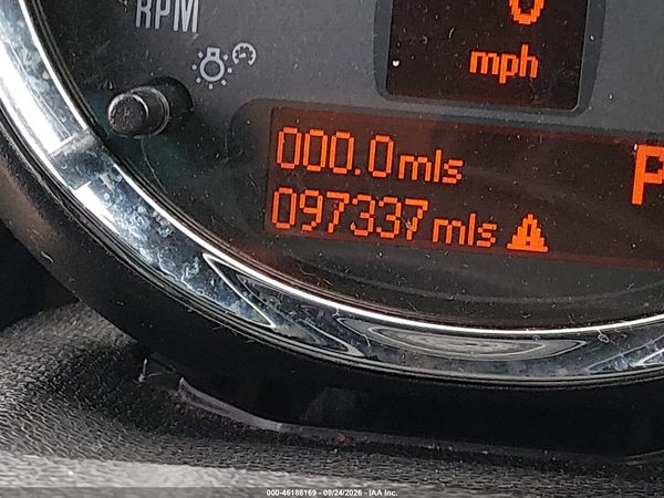 2013 MINI COOPER — I118