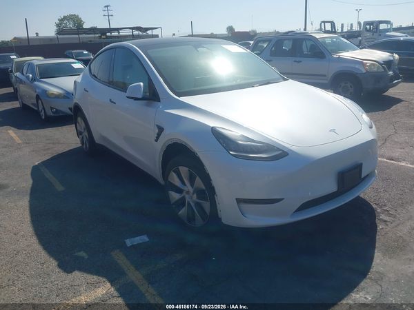 2023 TESLA MODELO Y — I1