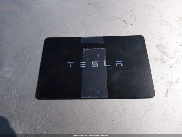 2022 TESLA MODEL 3 — I11