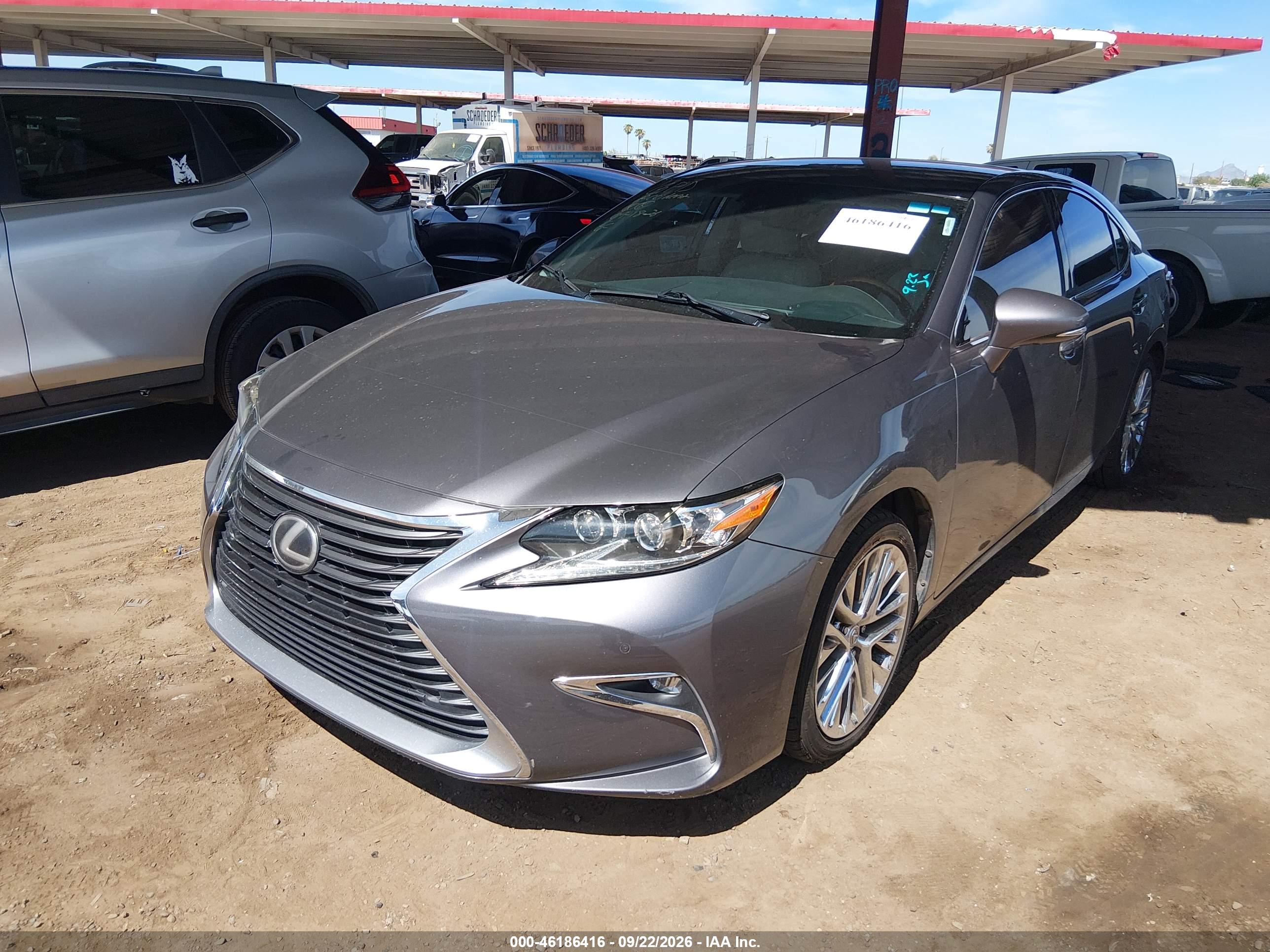 2017 LEXUS ES 350 — I2
