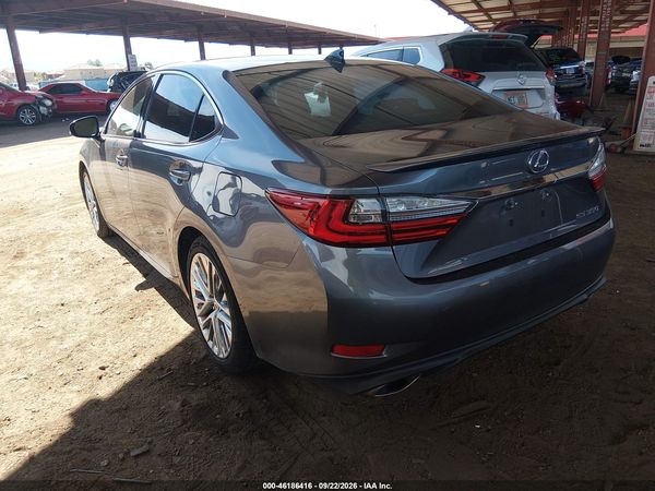 2017 LEXUS ES 350 — I3