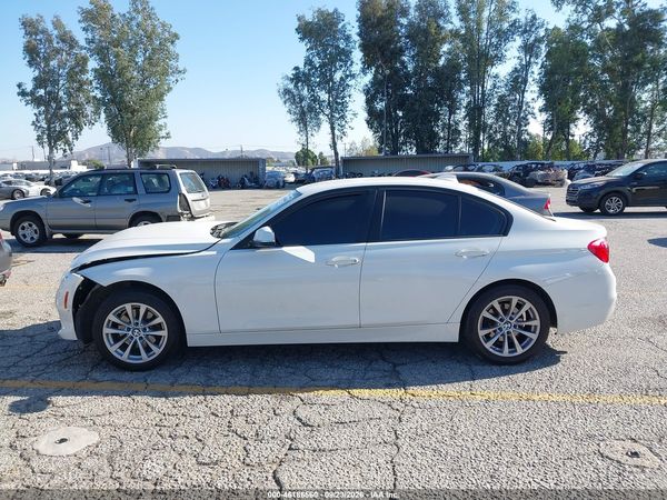 2017 BMW 320I — I117