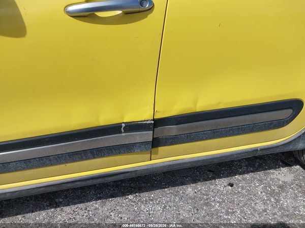 2014 FIAT 500L TREKKING — I6