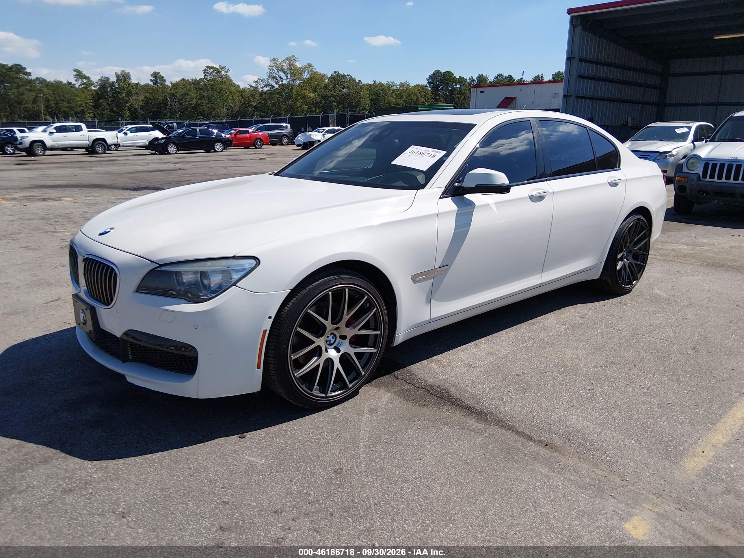 2015 BMW 740I — I2