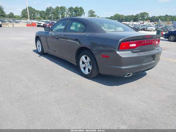 2014 DODGE CHARGER SE — I3