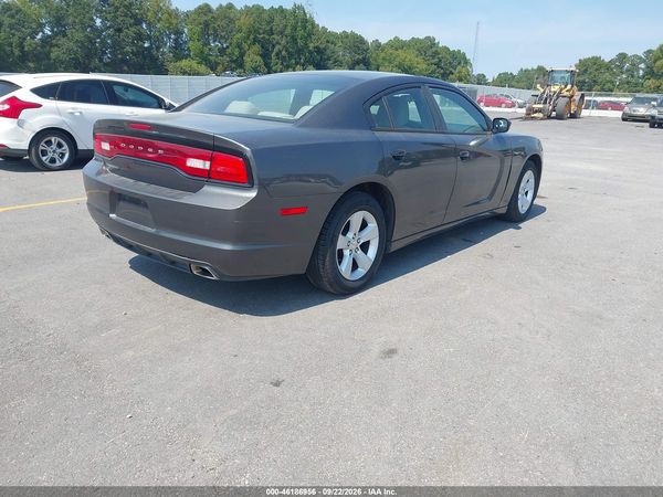 2014 DODGE CHARGER SE — I4
