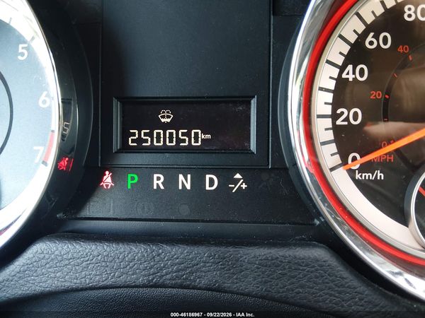 2016 DODGE GRAND CARAVAN SE/SXT — I7