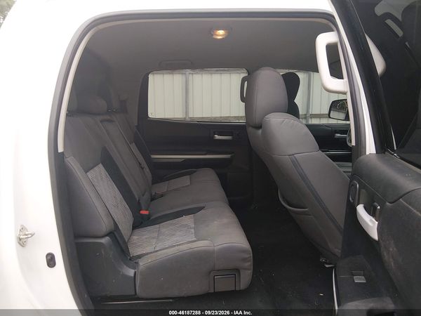 2017 TOYOTA TUNDRA SR5 5.7L V8 — I8