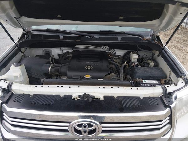 2017 TOYOTA TUNDRA SR5 5.7L V8 — I10