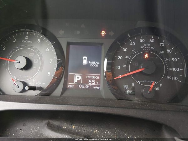 2017 TOYOTA SIENNA L 7 PASSENGER — I7