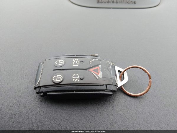 2012 JAGUAR XF XFR — I11